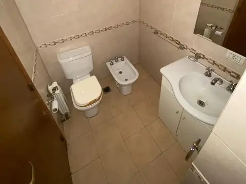 VENDO DPTO 2 DORM 2 BAÑOS CON BALCÓN