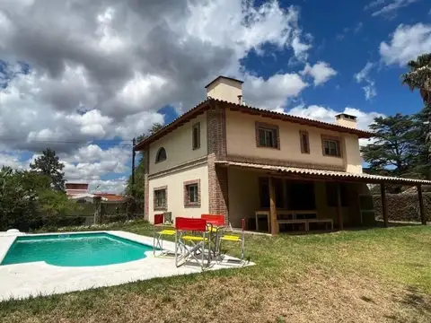 Casa en Venta de 4 dormitorios