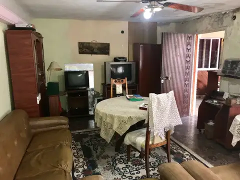 Casa en Venta en Adrogue, USD 95.000