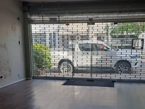LOCAL + VIVIENDA EN EL CORAZON DE LA CIUDAD DE GRAL. GUEMES