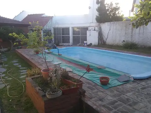 VENTA-CASA 5 AMB.+ CASA 3 AMB.- QUINCHO- PILETA - EL PALOMAR