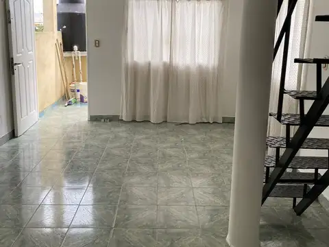 Departamento en Alquiler en Villa Insuperable, $ 750.000