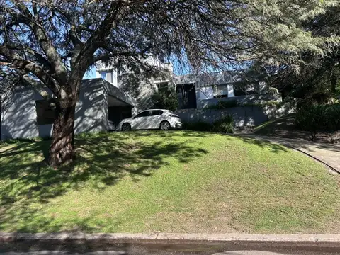 Avenida los Alamos 1100