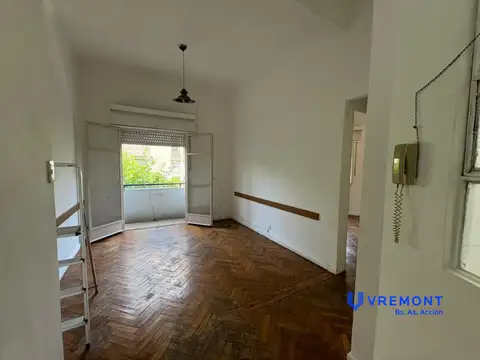 Alquiler de departamento 2 ambientes con balcón en el Barrio de Congreso! Expensas incluídas
