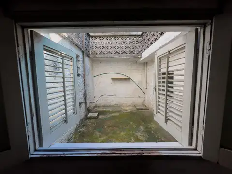 Depto Tipo Casa en Venta 72 años