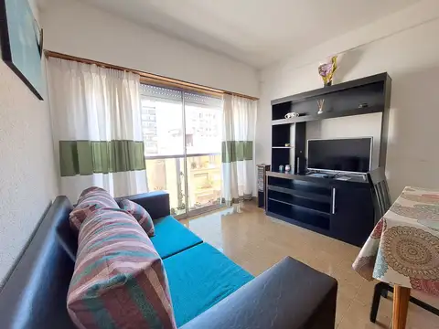 Departamento en Alquiler Temporal en Centro, $ 590.000