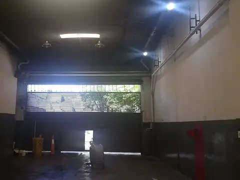 Galpon en Alquiler 40  mts Fondo