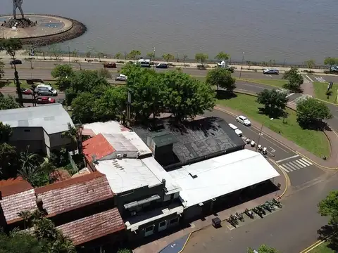 Local comercial en inmejorable ubicación sobre costanera