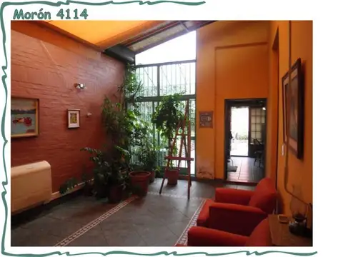 Casa en Alquiler con 1 cochera