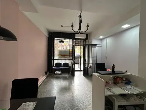 Local en Venta 40 años