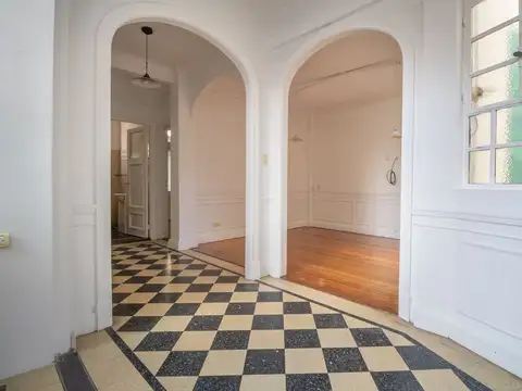 Depto Tipo Casa en Alquiler 93 años