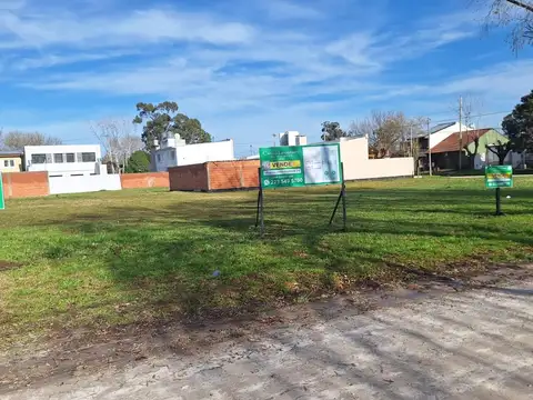 ULTIMOS TRES LOTES DISPONIBLES - BARRIO  LOS PINARES