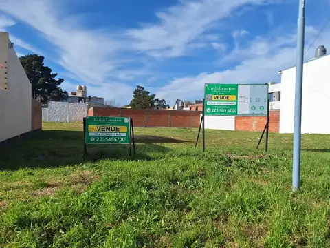 Terreno en Venta en Los Pinares, USD 58.500
