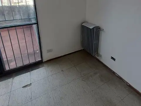 Oficina en Alquiler 40 años