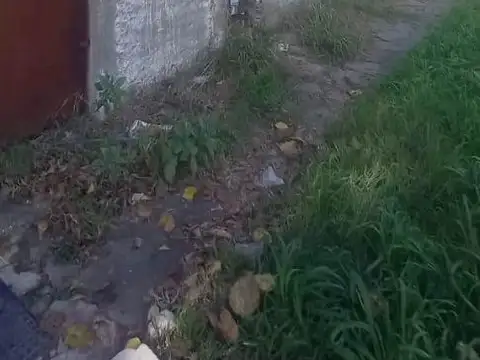Lote en venta en Villa Luzuriaga