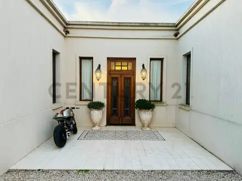 Casa en Venta en Guillermo E Hudson, USD 720.000