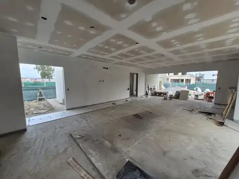 Casa en Venta al Oeste