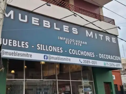 Venta Local c/Depósito y Depto - 850m² cub. - Lanús