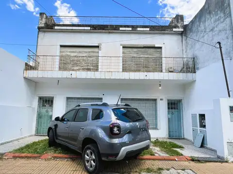 *CASA PH DE 4 AMB. POR PASILLO