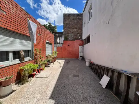 Depto Tipo Casa 4 ambientes con 1 baño