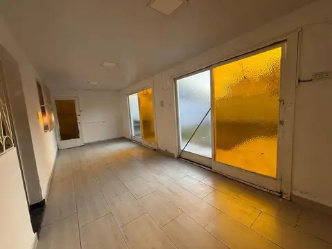 Depto Tipo Casa en Venta en Villa Luzuriaga, USD 99.000