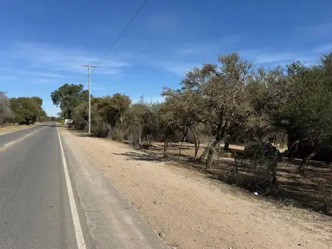 CAMPO DE 3,8 ha EN VENTA – QUEBRACHO LADEADO, CÓRDOBA- IDEAL EMPRENDIMIENTO- FRENTE RUTA 14