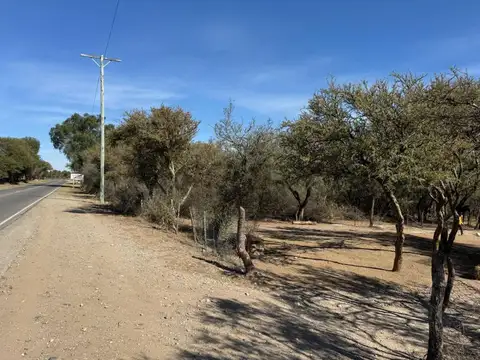 CAMPO DE 3,8 ha EN VENTA – QUEBRACHO LADEADO, CÓRDOBA- IDEAL EMPRENDIMIENTO- FRENTE RUTA 14
