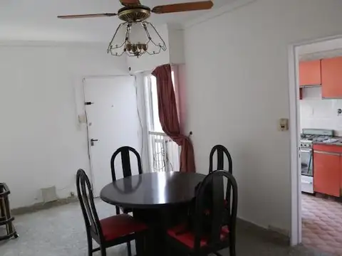 Departamento en Monte Castro