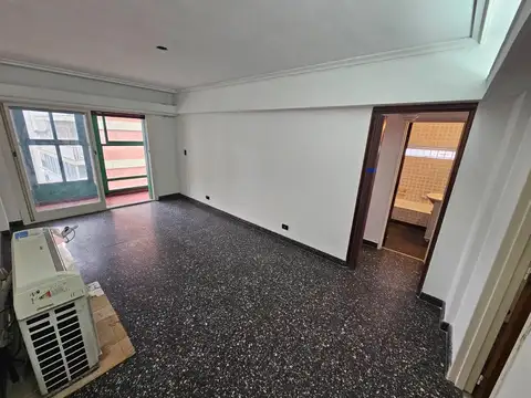 Venta - 3 ambientes - Caballito
