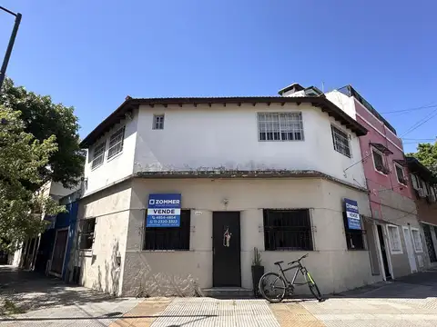 Venta PH de 3 habitaciones, Saavedra. Planta baja, todo al exterior, en esquina