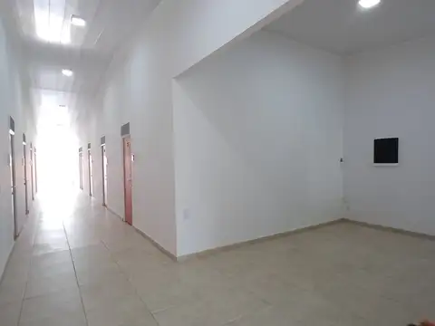 ¡Oportunidad única! Excelentes oficinas a estrenar en 1° piso sobre Av 25 de Mayo