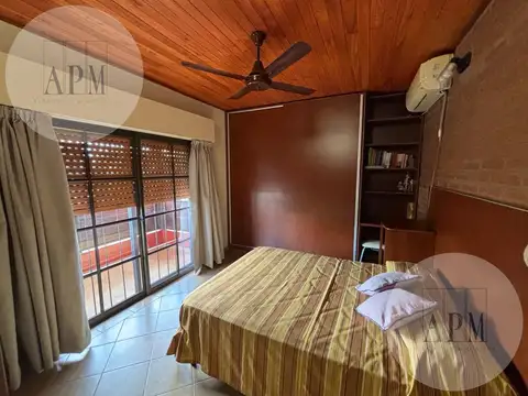 Casa 7 ambientes con 3 baños
