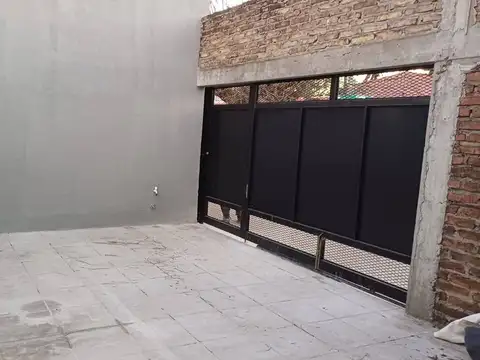 Depto Tipo Casa 2 ambientes con 1 baño