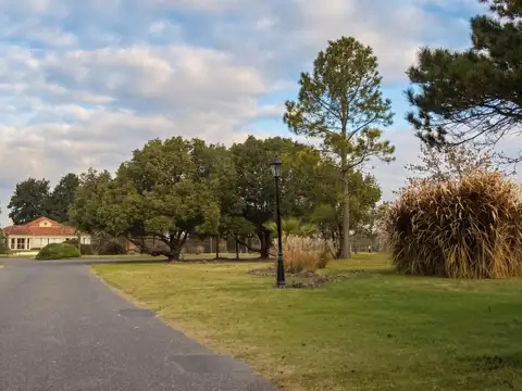 Terreno en Venta en Los Alcanfores, USD 73.000
