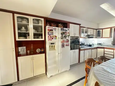 Casa en Venta en Valentín Alsina, USD 210.000