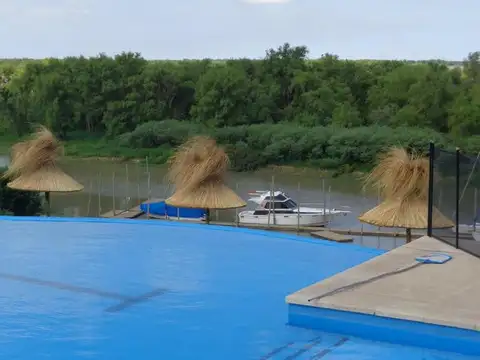 vendo lote con bajada nautica en Barrio privado permuto