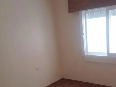 Departamento en Alquiler en Monte Chingolo, $ 400.000