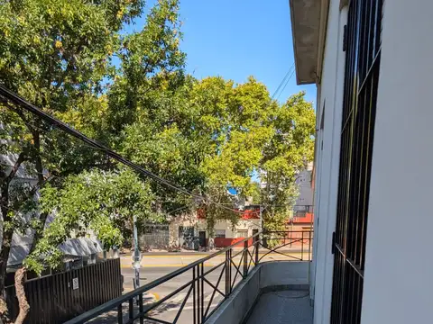 Depto Tipo Casa en Venta en Flores, USD 390.000