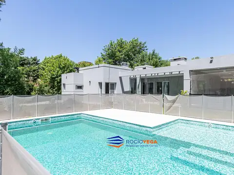 Casa en venta en Barrio Cerrado El Resuello, Moreno
