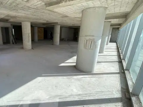 Oficina Monoambiente con 5 baños