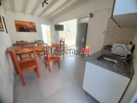 Departamento 3 amb. - Planta Baja - Patio propio con parrilla - COCHERA - WIFI
