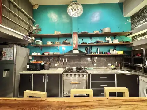 Depto Tipo Casa en Venta 80 años
