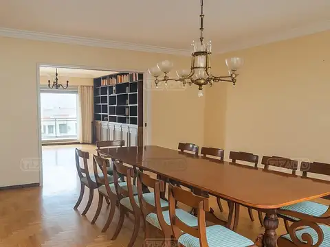 Departamento 6 ambientes con 4 baños