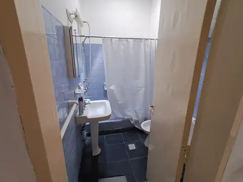 Casa en Alquiler con 1 cochera