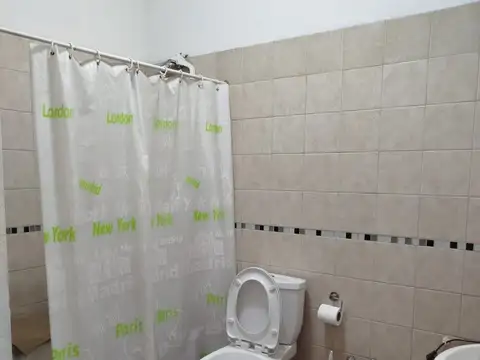 Depto Tipo Casa en Venta en La Perla Norte, USD 62.000