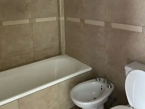 Departamento en Alquiler en La Plata, $ 500.000