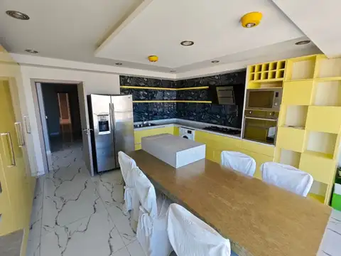 Departamento en Alquiler de 4 ambientes