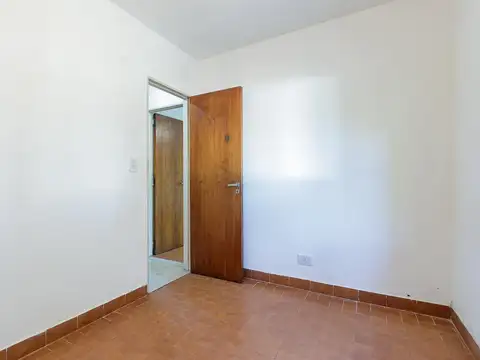 Departamento 4 ambientes con 1 baño