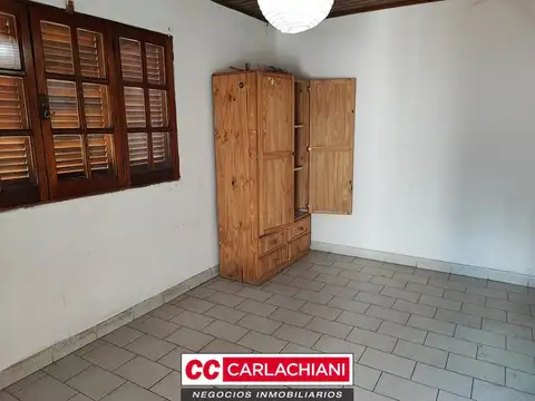Casa en Alquiler en Las Parejas, $ 350.000