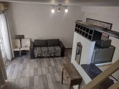 ALQUILER - PH (duplex) 2 Ambientes con Patio